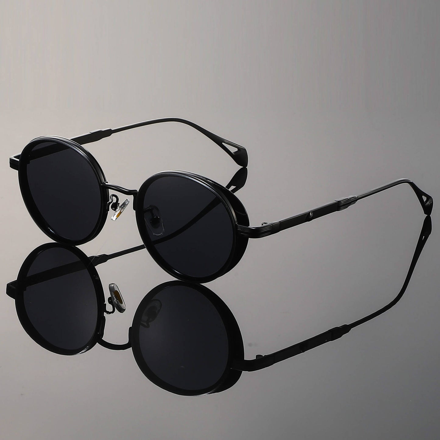Clino | Men’s Retro Metal Sunglasses