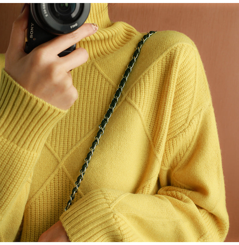 Elisabetta | Women’s Luxury Cashmere Turtleneck Sweater