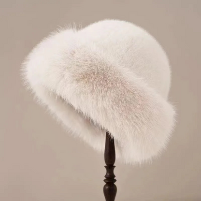 Finian | Women’s Faux Fur Trim Winter Hat